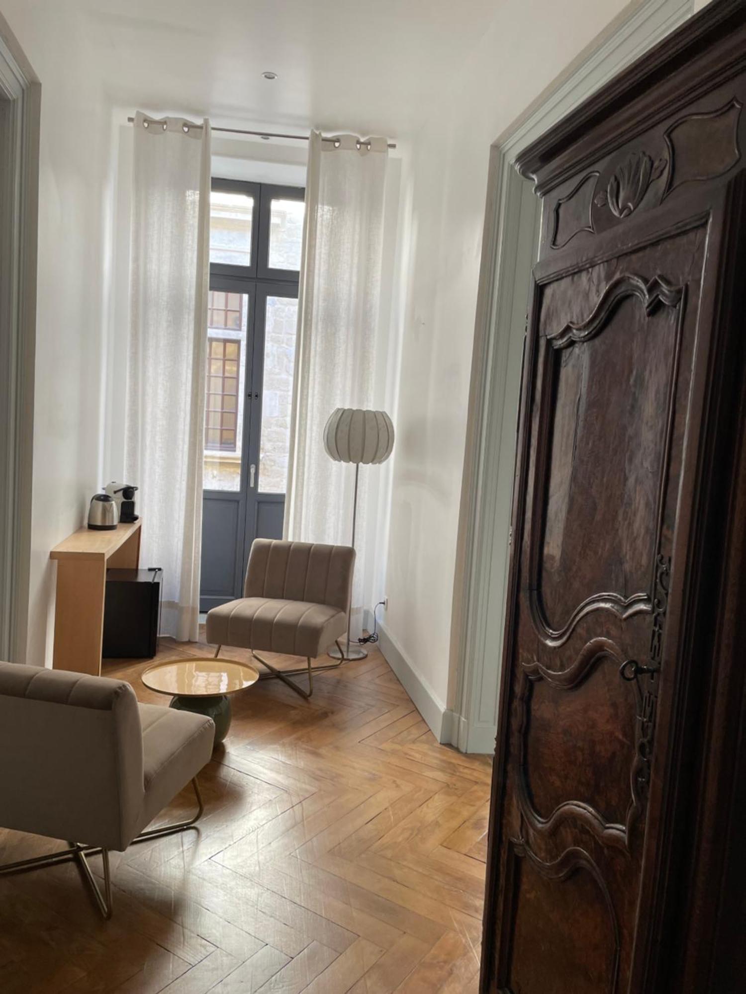 B&B Les Chambres D'Aime Carcassonne Bagian luar foto
